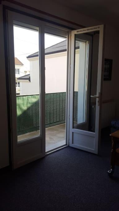 Studio 2 Lits Jumeaux 1 Station Tram Aeroport Orly Athis-Mons Ngoại thất bức ảnh